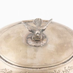 Alhajero Oval de Plata con Tapa Abatible y Figura de Ave - imagen 4