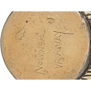 Jarra de Cerámica Marrón y Blanca Firmada Nowinski - 33 cm - imagen 5
