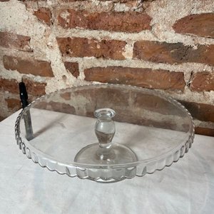 Plato para Tortas y Postres de Vidrio con Pie Central - imagen 4