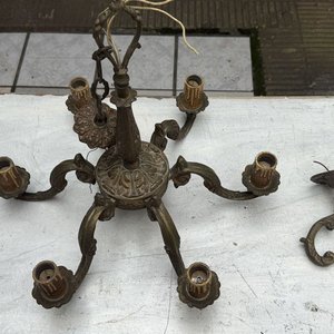 Lote anterior: Candelabro de Techo Antiguo de Bronce con 6 Brazos Ornamentales