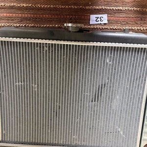 Radiador de Auto Metálico con Tapa - imagen 5