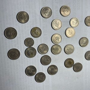 Monedas Uruguayas Plateadas de 1960: 25 y 2 Centésimos - imagen 3