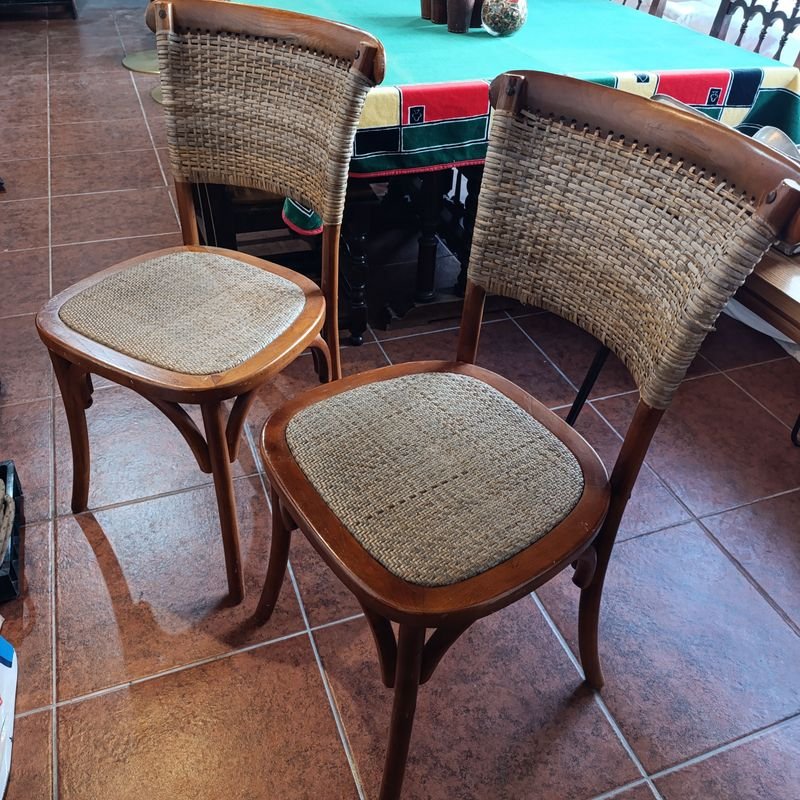Juego de 2 Sillas Estilo Thonet Madera Curvada y Ratán Natural