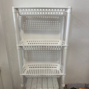 Par de Estantes Plásticos Blancos de 3 Niveles - imagen 2