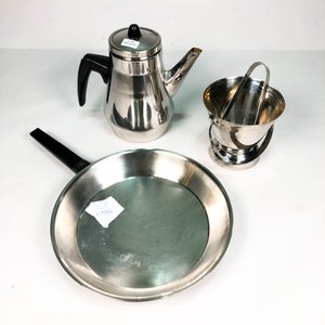 Tetera, Sartén y Hielera con Pinza de Metal - imagen 2
