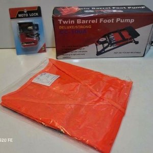 Lote siguiente: Inflador de Pie Doble Cilindro, Candado para Moto y Chaleco Reflectante