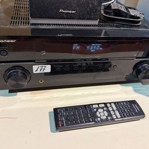 Lote siguiente: Home Theater Pioneer Americano 5.1 con Woofer Activo y Transformadores