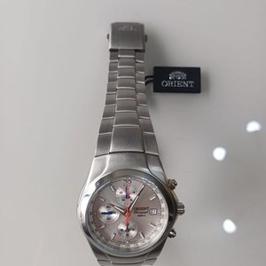 Reloj Orient Chronograph Acero Inoxidable Esfera Plateada Taquímetro - imagen 3