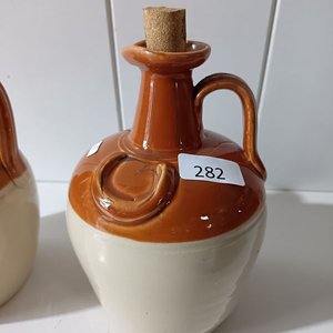 Par de Porrones Antiguos de Cerámica con Tapa de Corcho - imagen 3