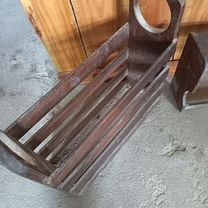 Par de Revisteros y Porta Rollo de Madera Rústica - imagen 7