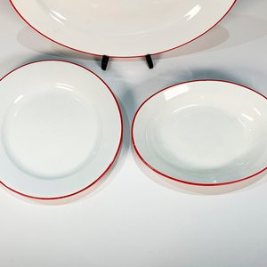 Juego de 3 Fuentes de Loza Olmos Blancas con Borde Rojo - imagen 3