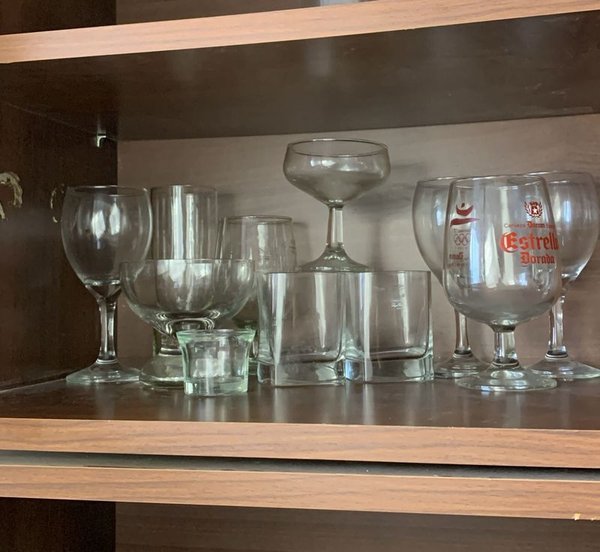 Vasos y copas de vidrio - imagen 1