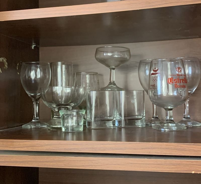 Vasos y copas de vidrio - imagen 1