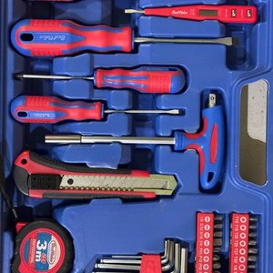 Set de Herramientas Manuales con Estuche Azul - imagen 3