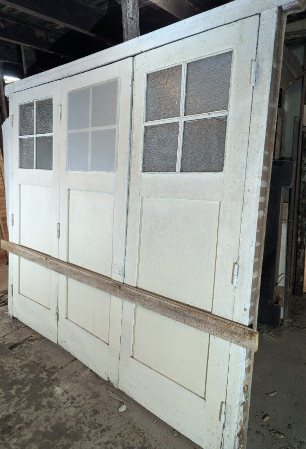 Puerta de garage con tres hojas vidriadas batientes y marco - imagen 4