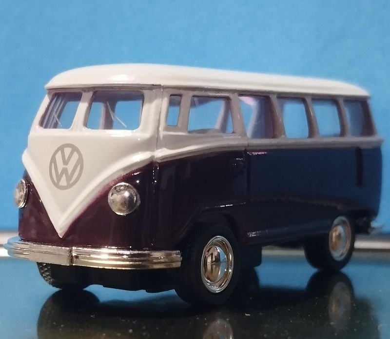 MINIATURA Volkswagen Combi de metal, 6 cm de largo - imagen 3