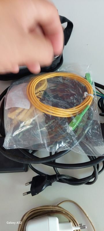 Cd's y accesorios en buen estado - imagen 6