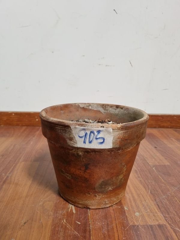 Lote siguiente: Macetas de barro para decoración