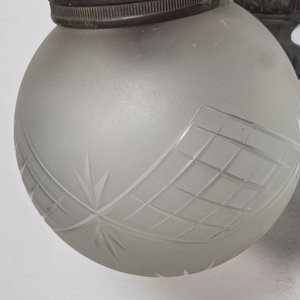 Aplique de Pared Europeo con Figura de Grifo y Globo de Vidrio - imagen 5