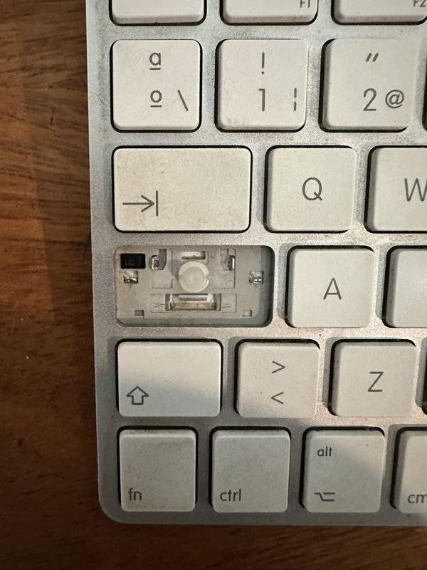 Teclado y Mouse Inalámbrico Apple Magic - imagen 4