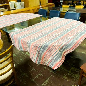 Juego de Comedor: Mesa Redonda de Madera con 4 Sillas Tapizadas - imagen 2