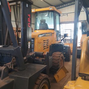 Lote siguiente: Autoelevador LUGONG 918 Amarillo