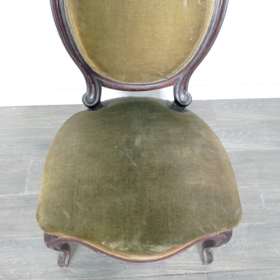 Silla en cedro de estilo con tapizado descolorido - imagen 3