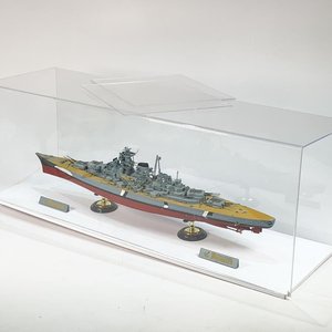 Maqueta Acorazado Alemán Bismarck en Vitrina de Acrílico - imagen 1