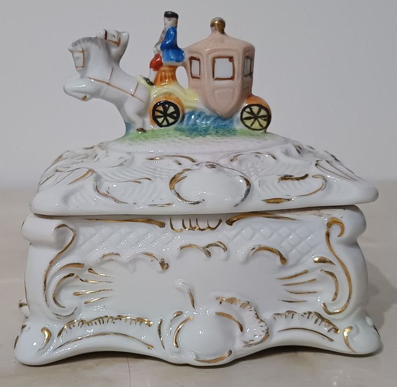 Item 875701 - Image 1