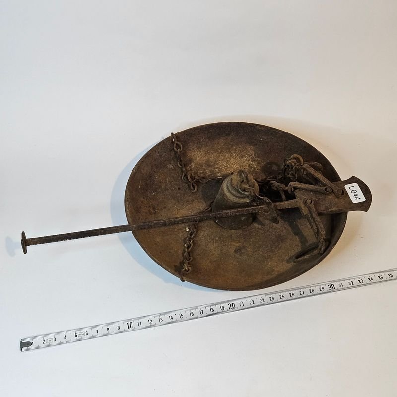 Balanza romana de plato antiguo - imagen 3