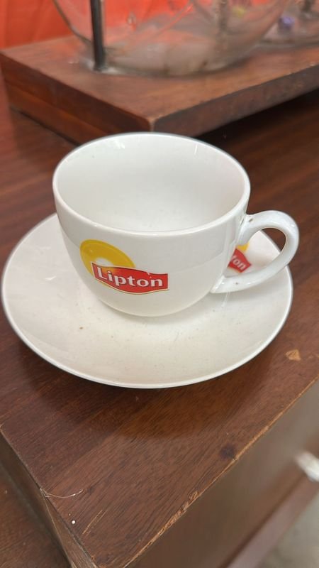 Lote siguiente: Juego de Té Lipton en Cerámica