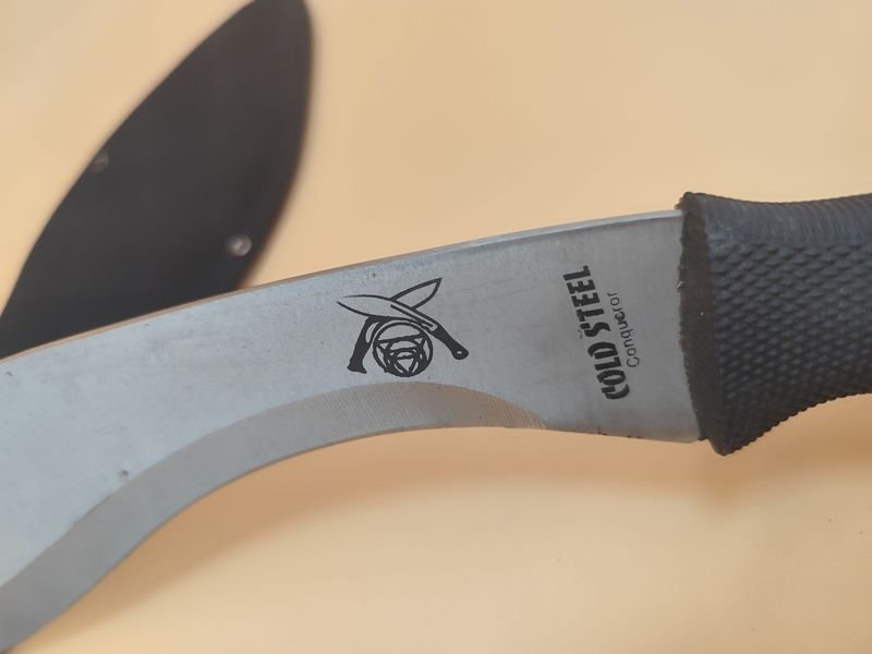 Cuchillo estilo kukri de Cold Steel, largo y afilado - imagen 4