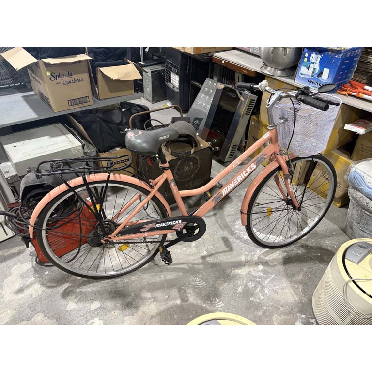 Lote siguiente: Bicicleta de 26 pulgadas con ruedas desinfladas