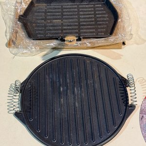 Set de 2 Planchas Victoria de Hierro Fundido Esmaltado - imagen 5