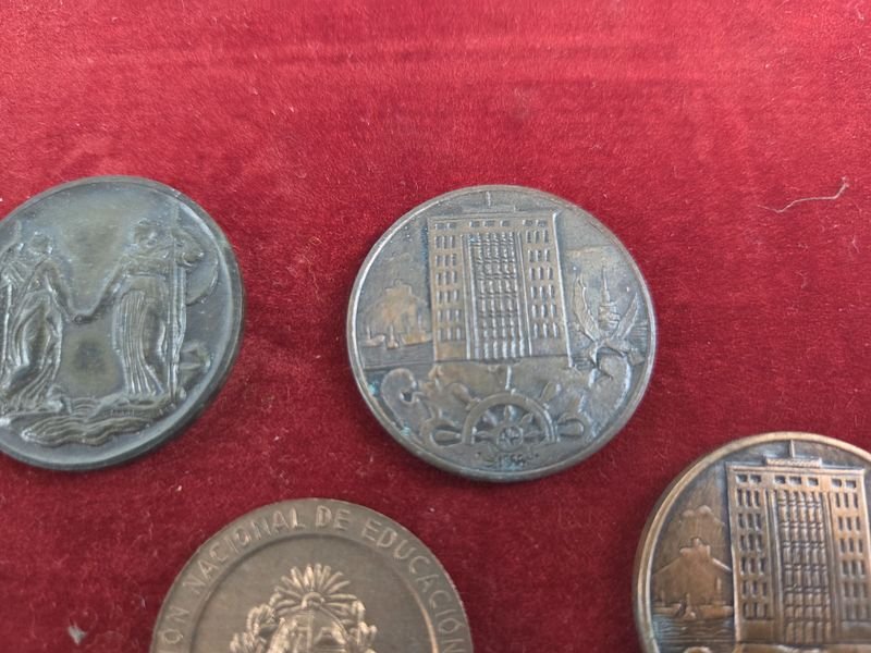 Medallas conmemorativas Uruguayas - Colección de cinco medallas - imagen 3