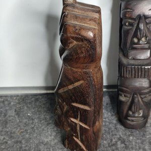Lote de 3 piezas de madera tallada: cucharón y figuras tribales - imagen 8