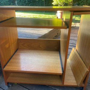 Escritorio Compacto para Computadora de MDF - imagen 3