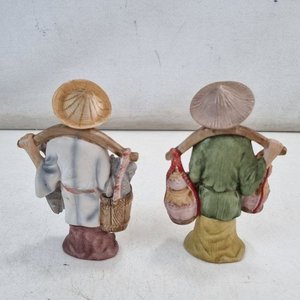 Conjunto de Figuras Orientales Decorativas en Cerámica Policromada - imagen 3