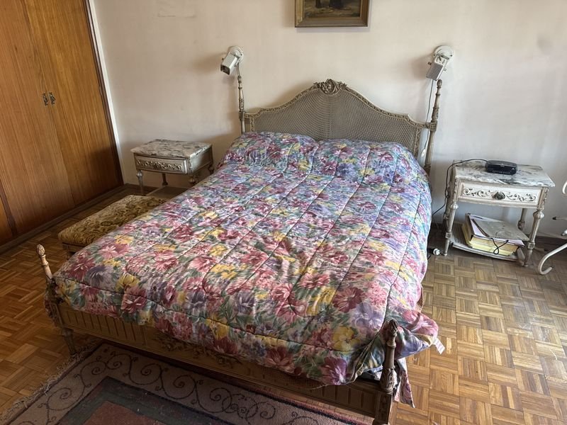 Lote siguiente: Cama de 2 plazas estilo Luis XVI respaldo esterillado