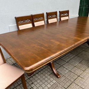 Juego de Comedor de Madera: Mesa Extensible y 10 Sillas Tapizadas Beige - imagen 15