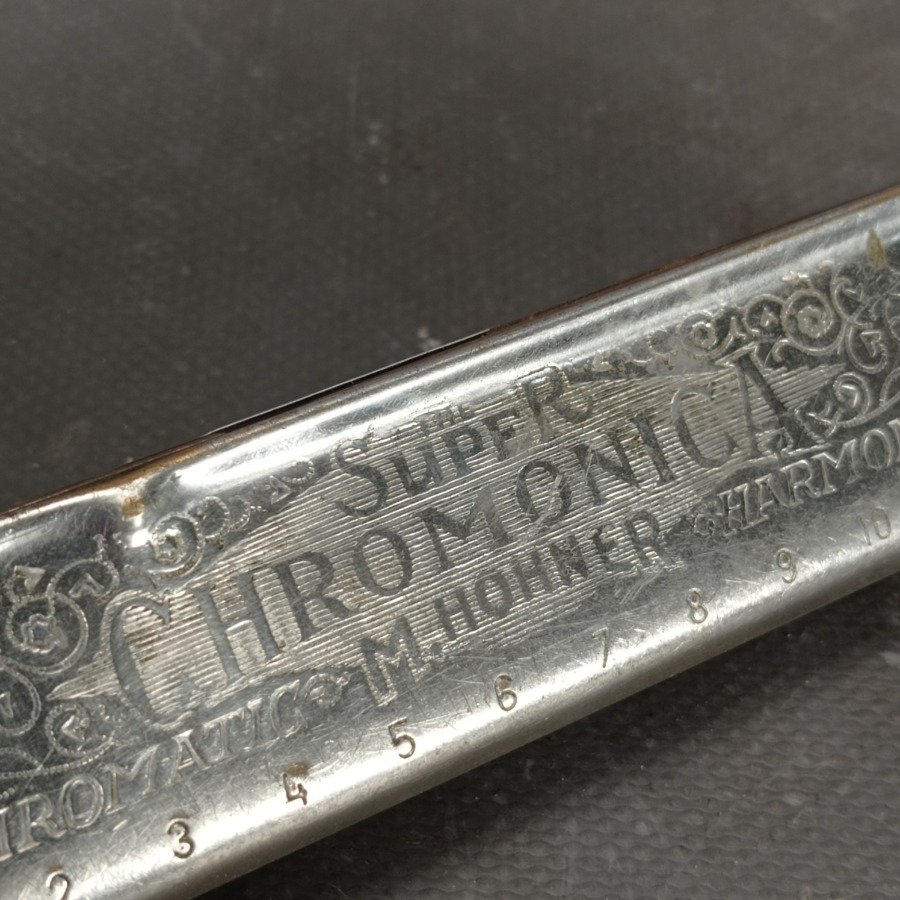 Harmonica 'Super Chromonica' de M. Hohner - imagen 3