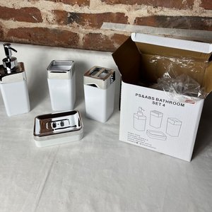 Set de Baño 4 Piezas Tolar: Dispensador, Porta Cepillos, Vaso y Jabonera - imagen 3