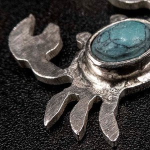 Colgante de Plata 950 con Turquesa - Diseño de Cangrejo - imagen 2