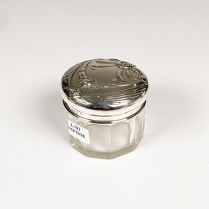 Caja de Cristal con Tapa de Plata Alemana Labrada - imagen 1