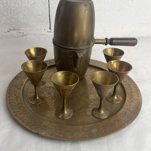 Juego de Café Turco en Bronce con Cafetera, 6 Copas y Bandeja Cincelada - imagen 9