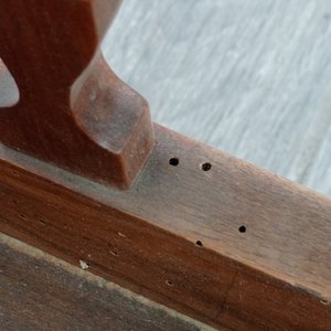 Cuna de Bebé Antigua de Roble con Detalles de Carcoma - imagen 5