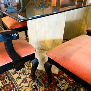 Juego de Comedor con Mesa de Vidrio y Sillas Tapizadas - imagen 2