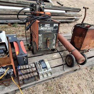 Lote anterior: Equipo de Soldadura Lincoln Electric y Accesorios