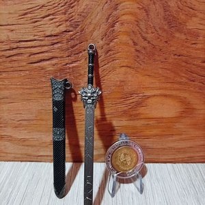 Espada Miniatura o Abrecartas de Metal Estilo Chino Jian - imagen 2