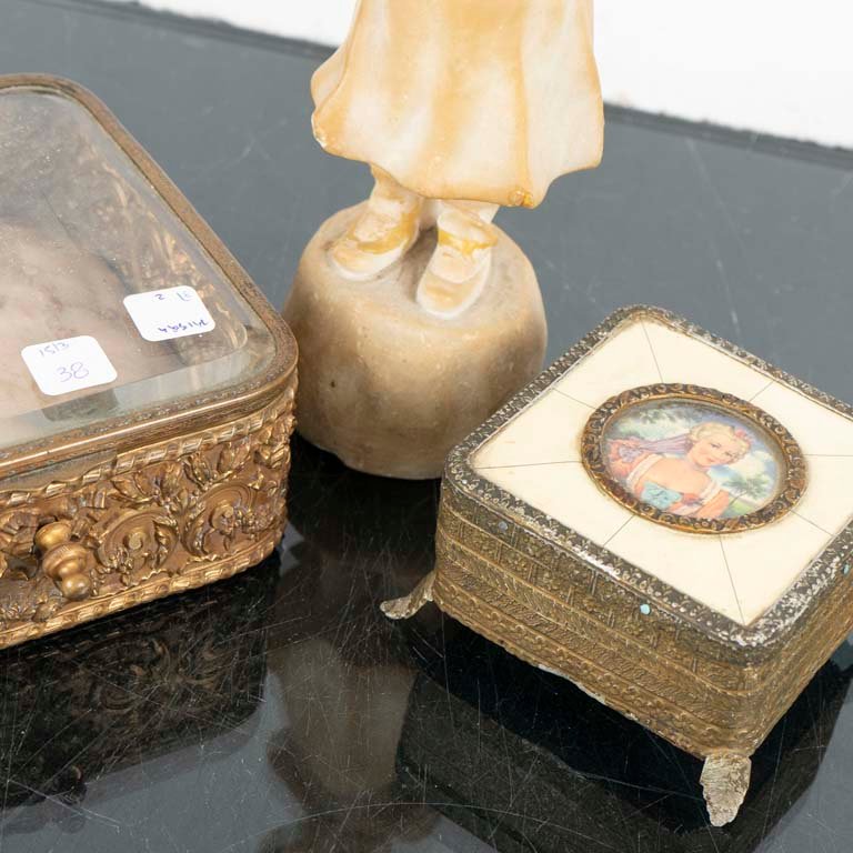 Figuras y cofres decorativos antiguos - imagen 2